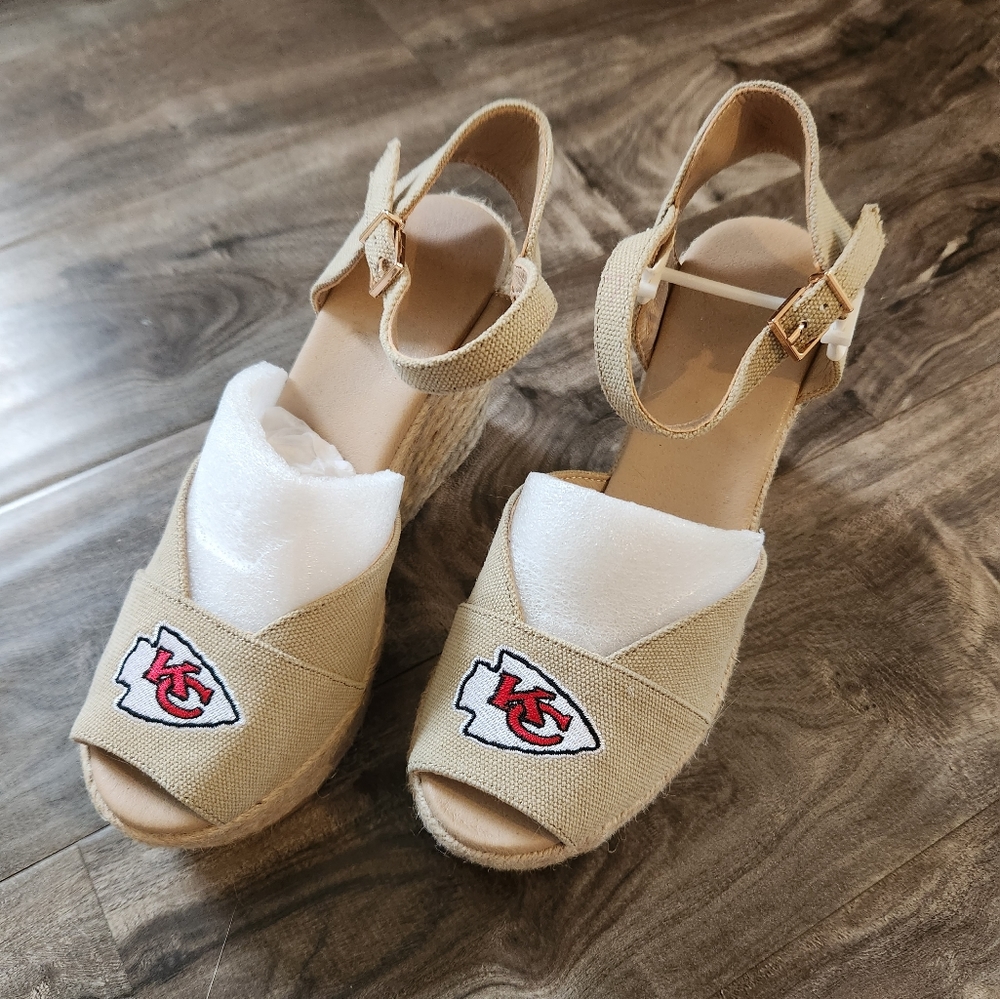 NWOB KC Chiefs Wedges
